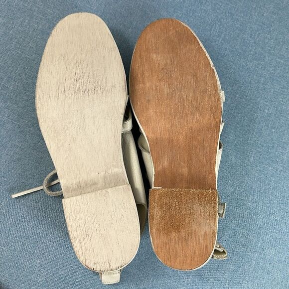 Esquivel Ivory Leather Round Toe Perforated Sandals Size 10 - Picture 6 of 8